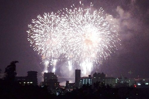 シオン熱海 花火大会イメージ