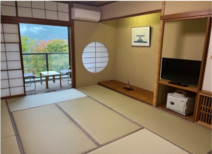 302号室